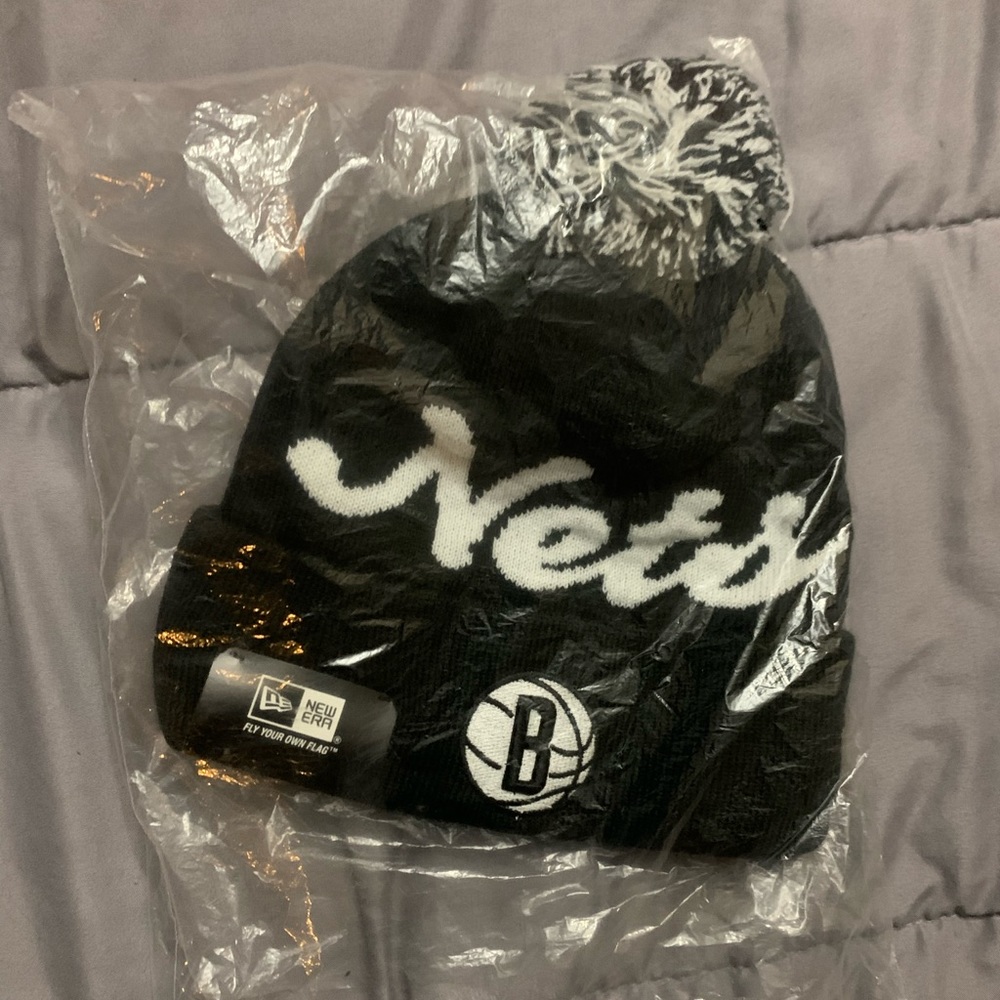 BRAND NEW Brooklyn Nets winter cap